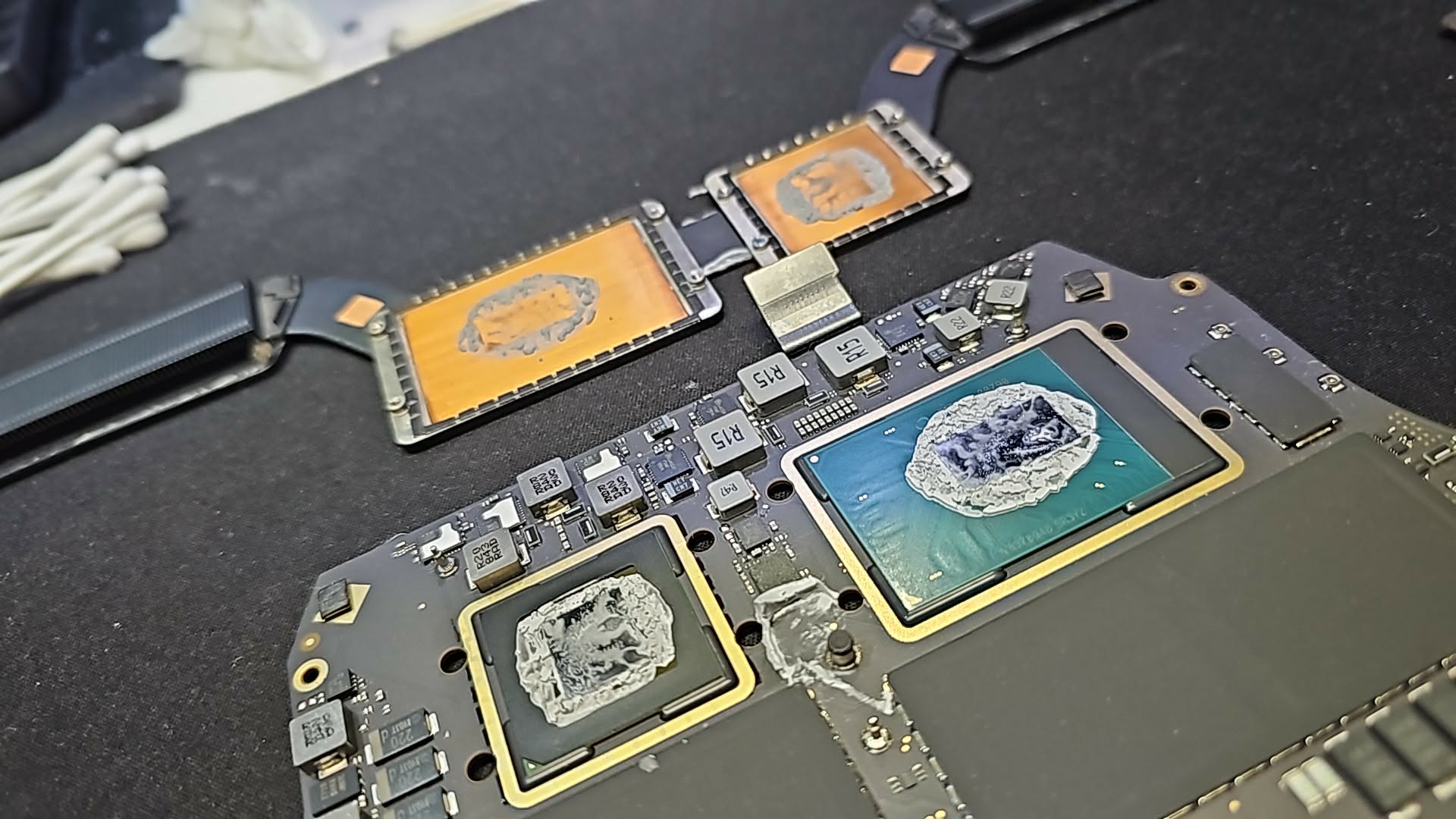 Changement de pâtes thermique